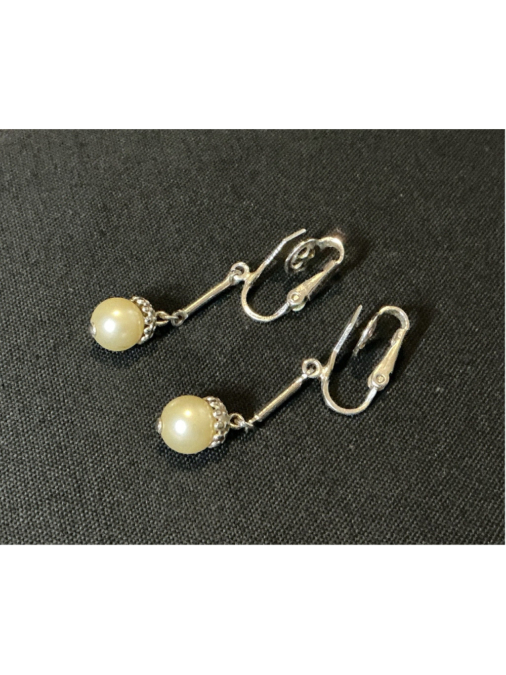Vintage Signed Avon Silver Tone Faux Pearl Linear Drop Dangle Clip On Earrings.